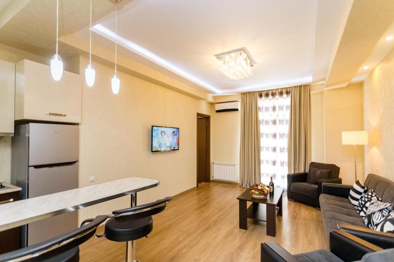 New! - Downtown Apartment Tbilisi Exterior photo