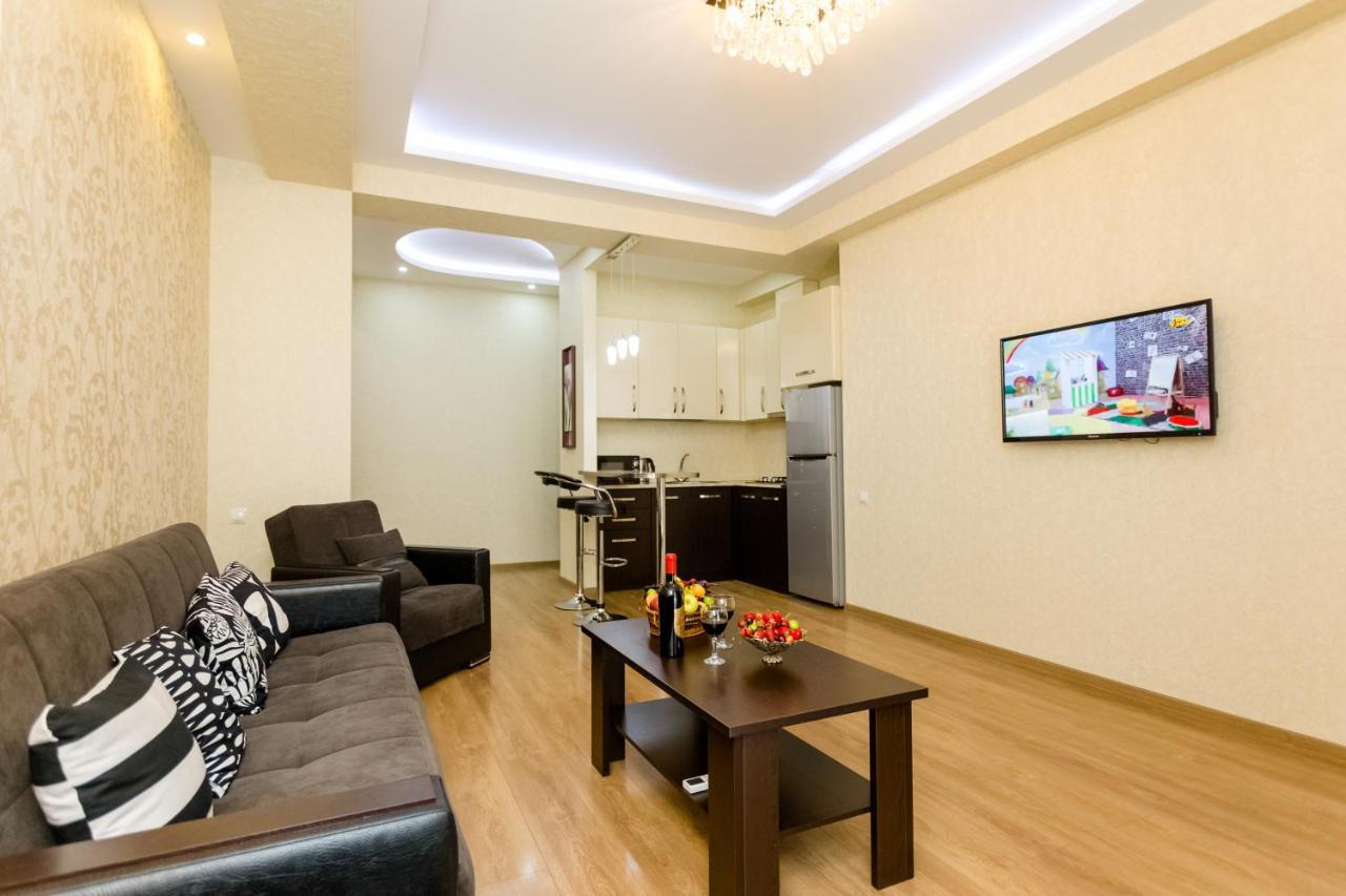 New! - Downtown Apartment Tbilisi Exterior photo