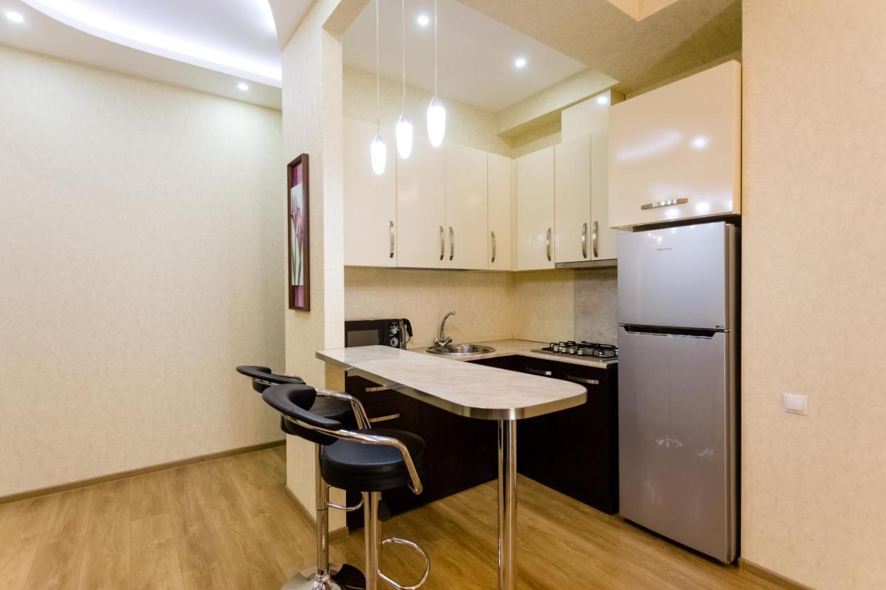 New! - Downtown Apartment Tbilisi Exterior photo